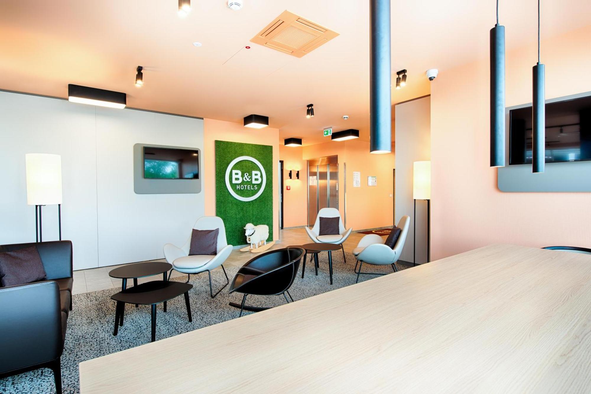 B&B Hotel Rostock-Hafen Buitenkant foto